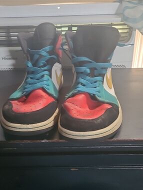 Jordan 1 Colorblock High-Top Sneakers in Red, Teal & Gold